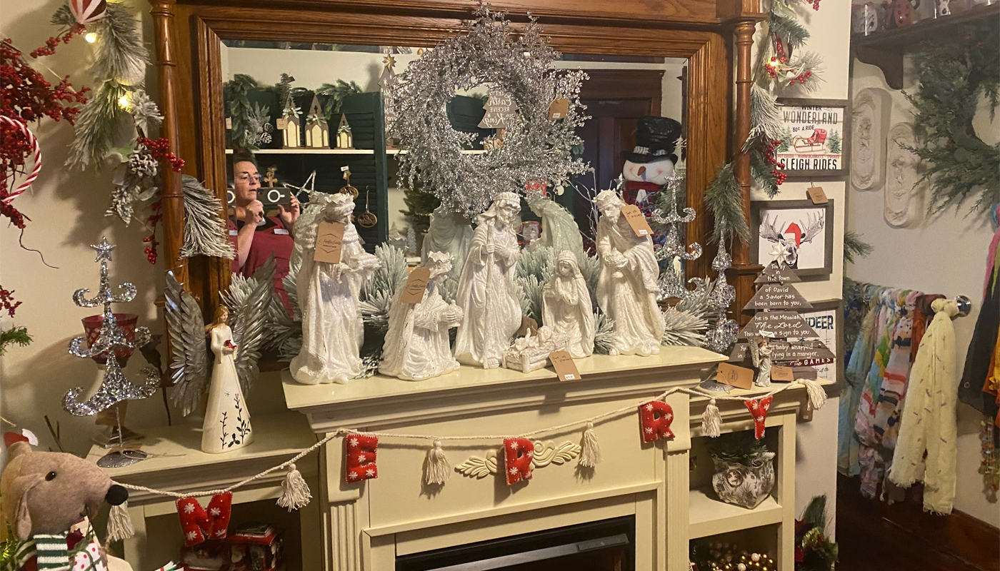 Flower Delivery to Mount Horeb by Firefly Events Decor & Flowers